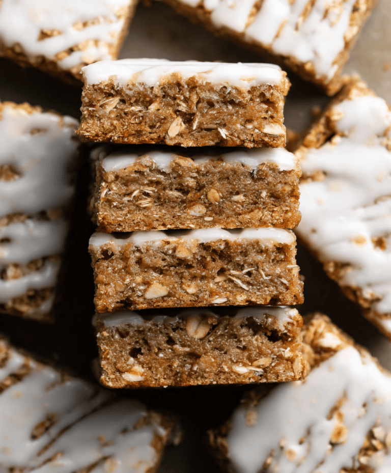 u6852584378 httpss.mj .runtUJMu6EebUk Iced Oatmeal Cookie Bars 291cb8e3 a8c6 4213 9519 88779b385397 2